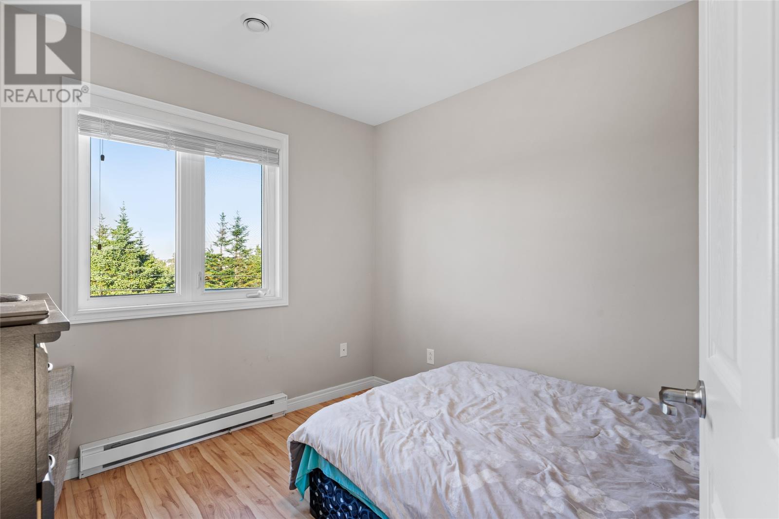 Listing 1252440 - Large Photo # 15