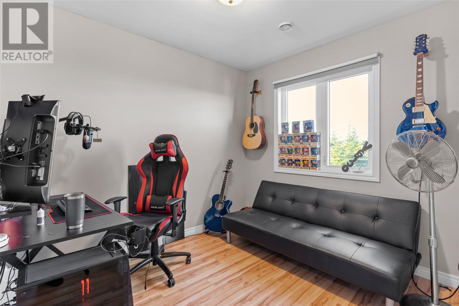 Listing 1252440 - Large Photo # 14