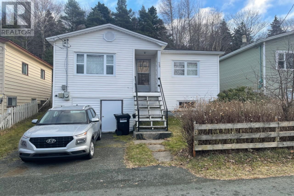 23 E Hillview Drive, St. Johns