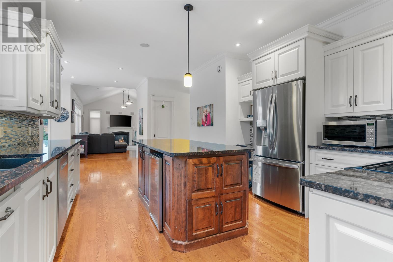 Listing 1254384 - Large Photo # 11