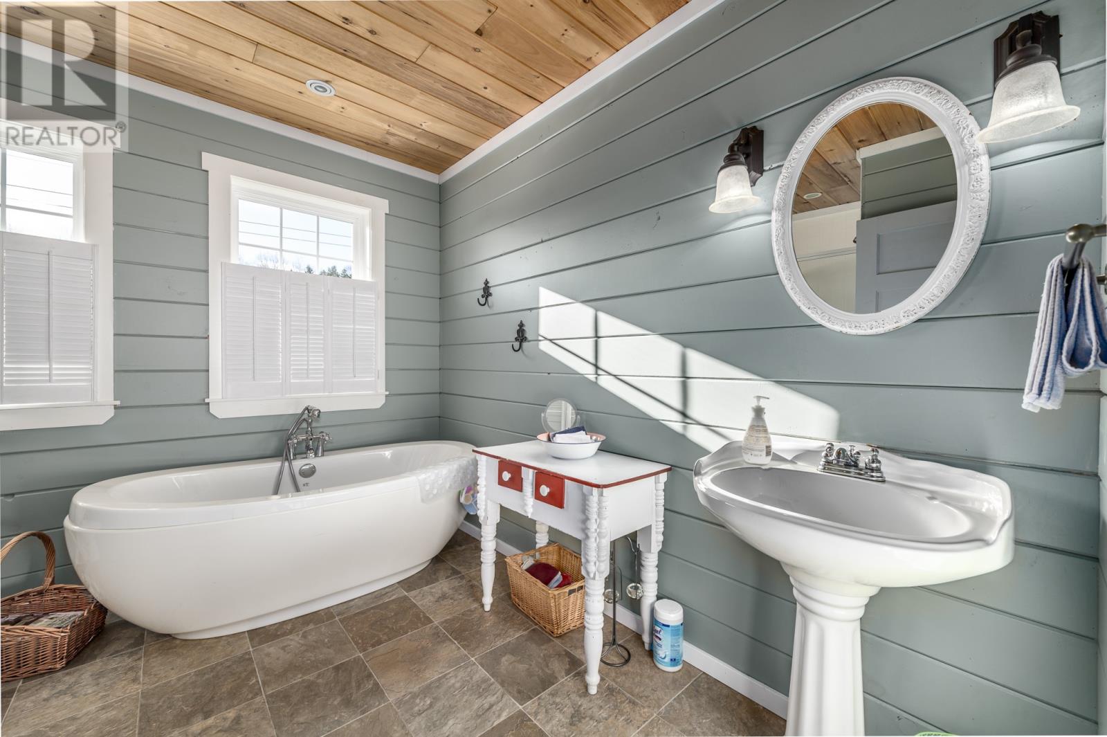 Listing 1254638 - Large Photo # 10