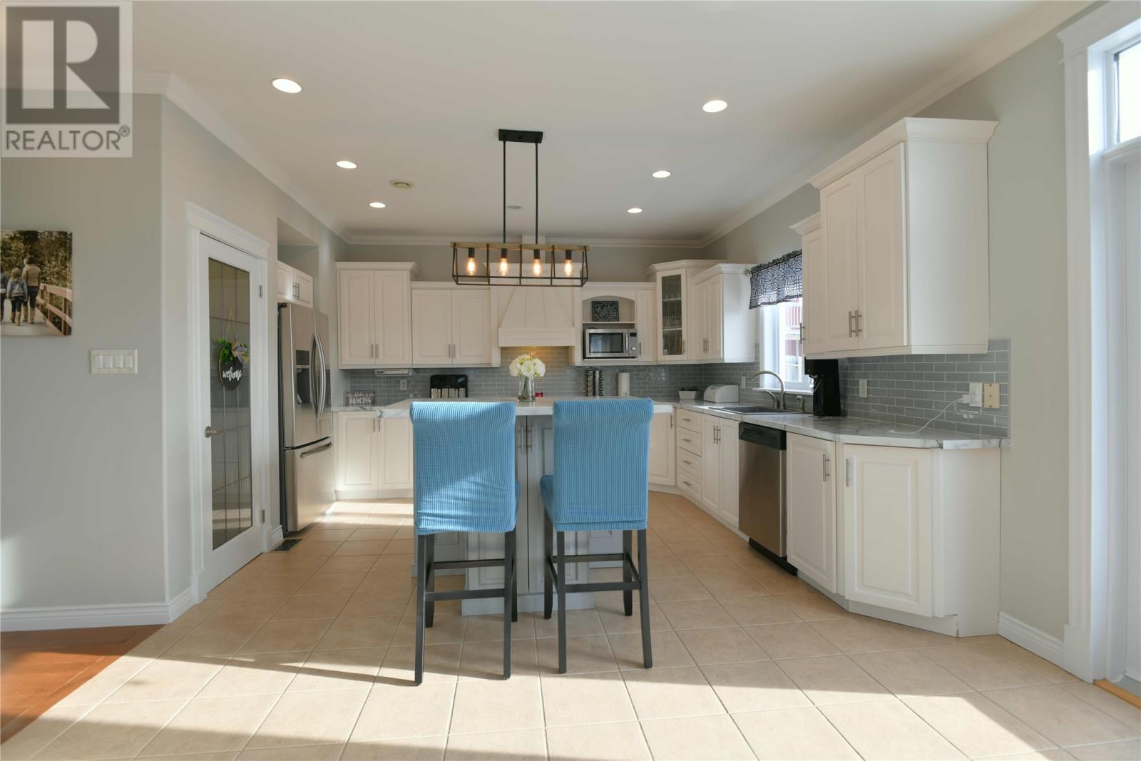 Listing 1255111 - Large Photo # 32