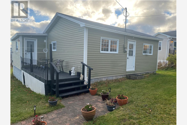 103 Groves Road, St. Johns