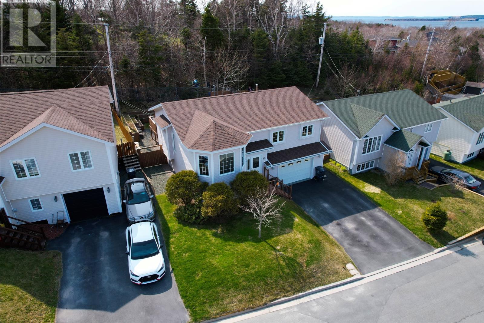 Listing 1258343 - Large Photo # 1