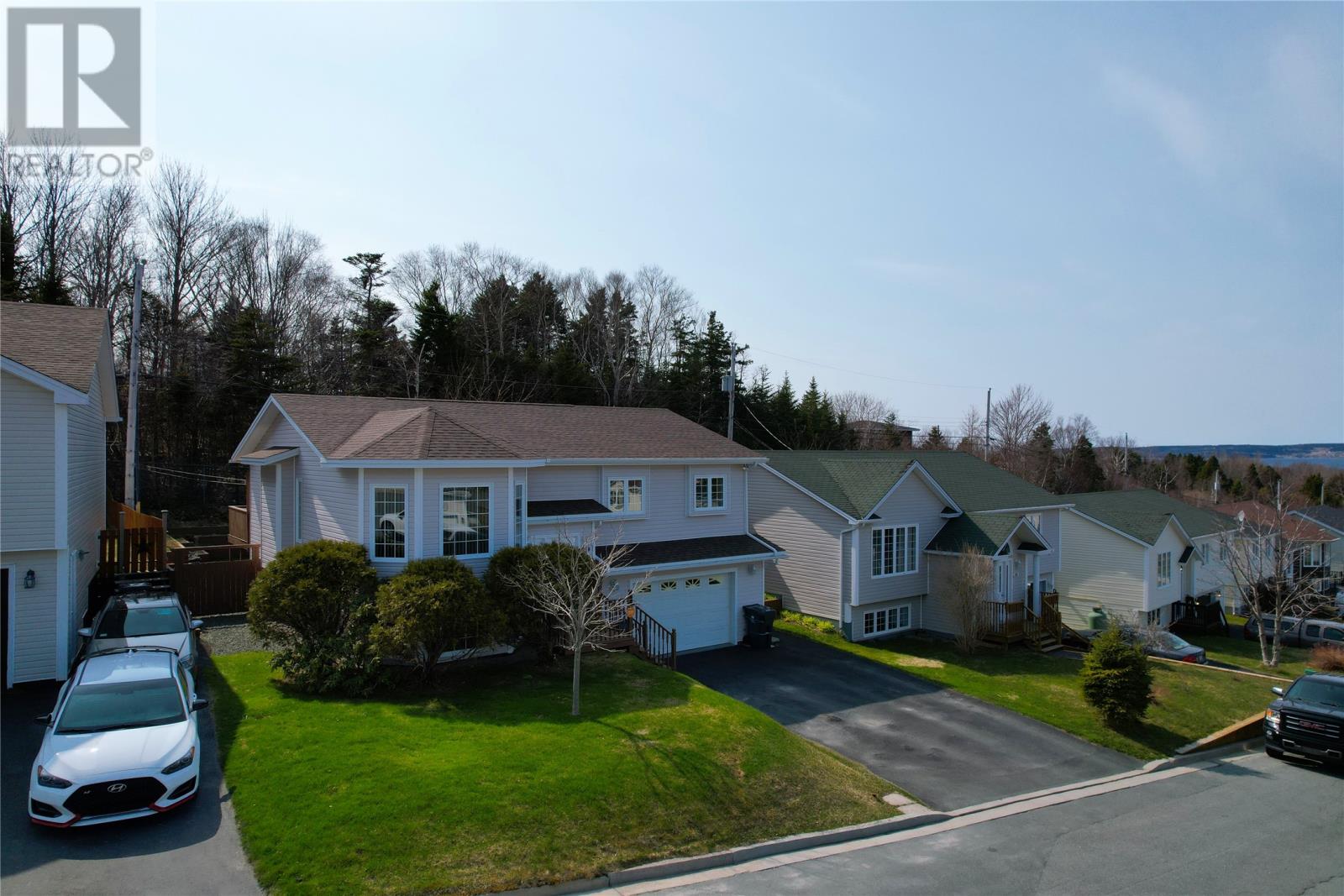Listing 1258343 - Large Photo # 2