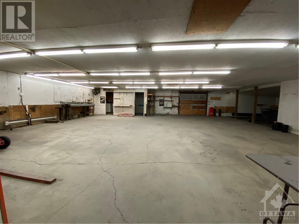 Listing 1269222 - Large Photo # 17