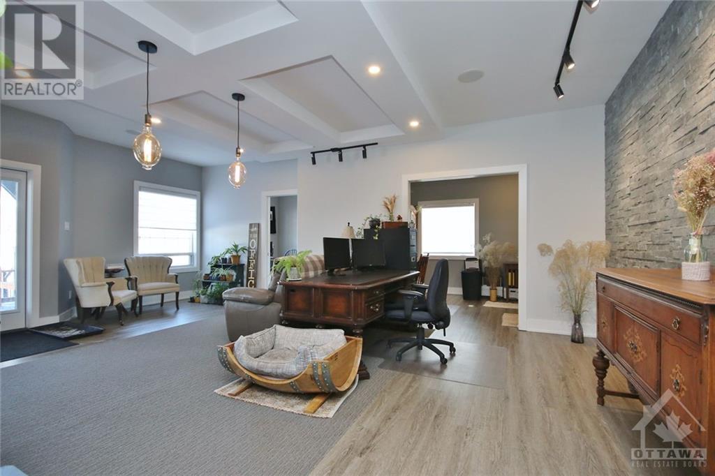 Listing 1274122 - Large Photo # 10