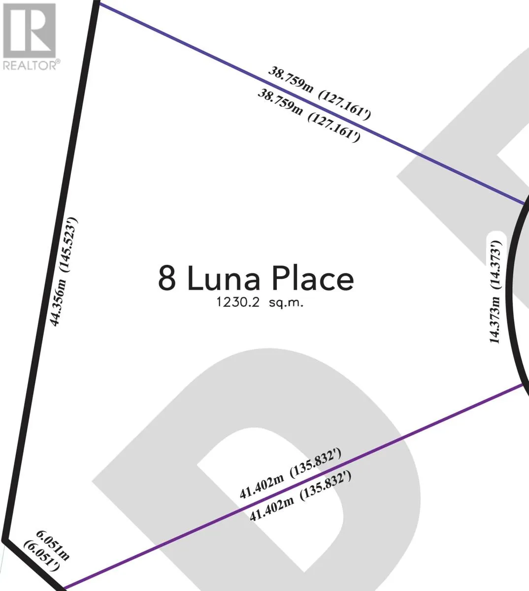 8 Luna Place