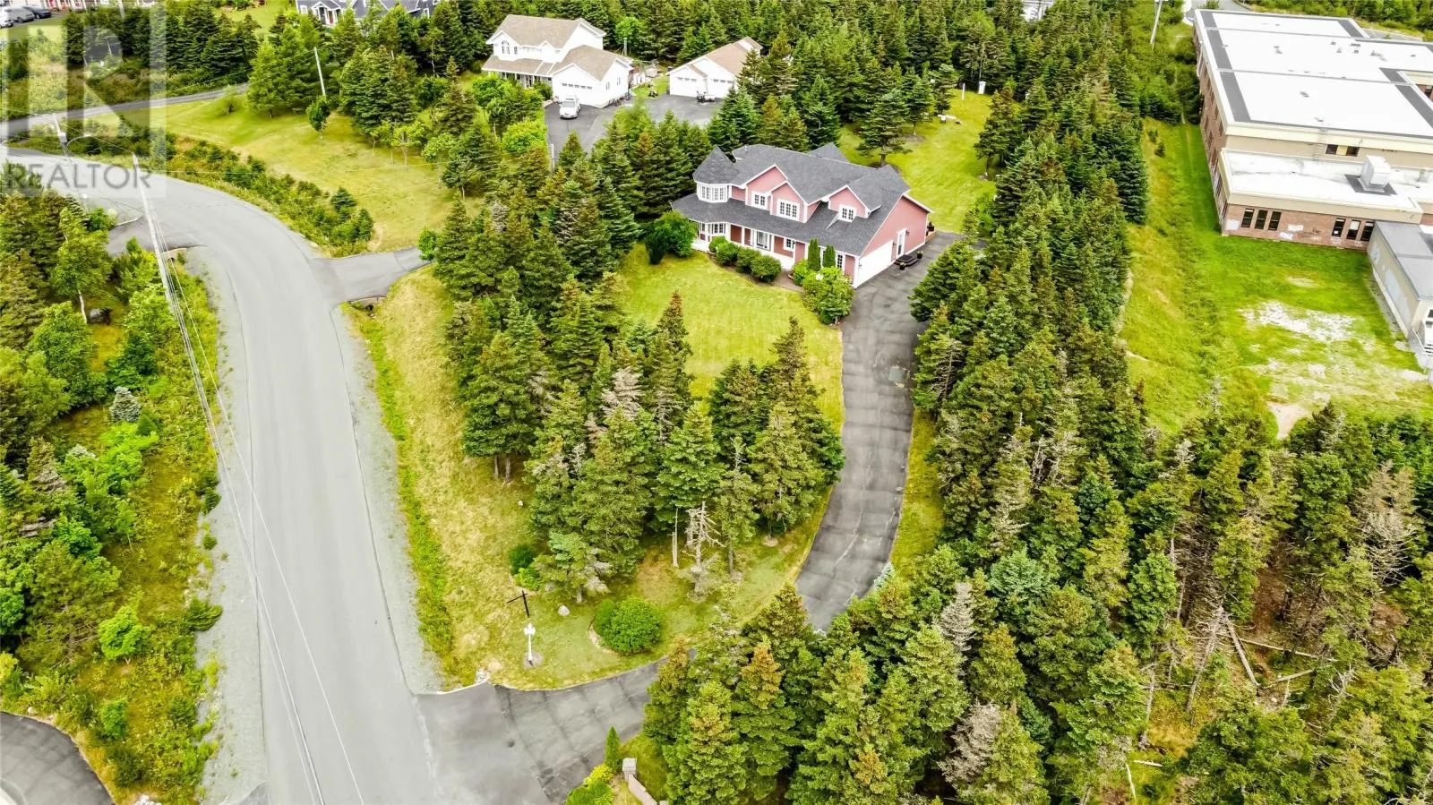 40-44 Summit Drive