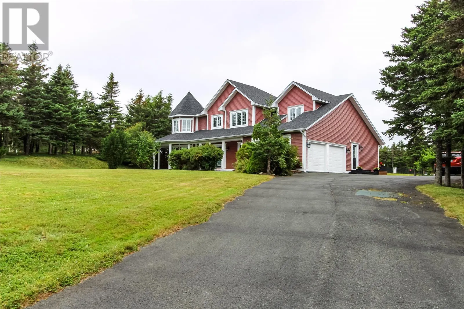 40-44 Summit Drive