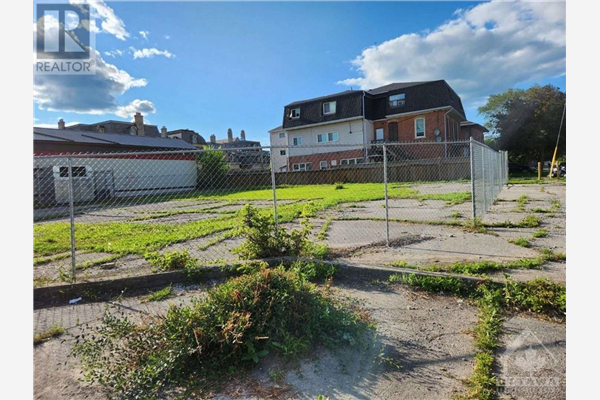 288 CHARLOTTE STREET, Peterborough