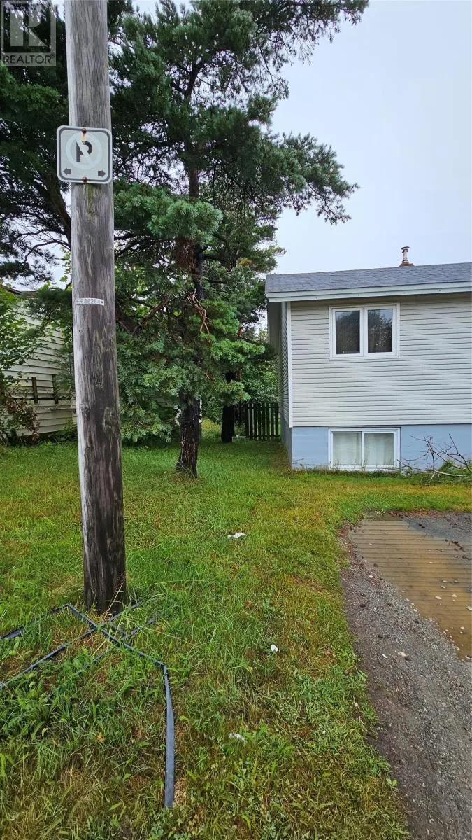 6 Ruth Avenue