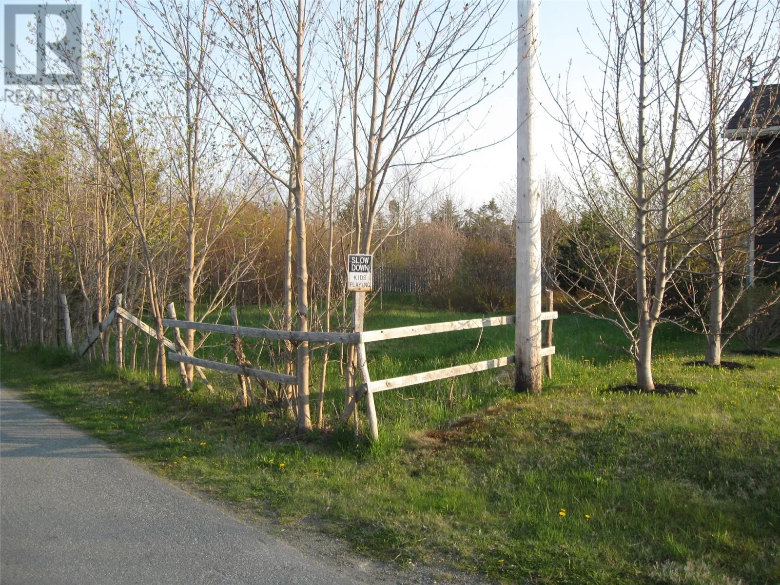 12 - 14 FOREST Road