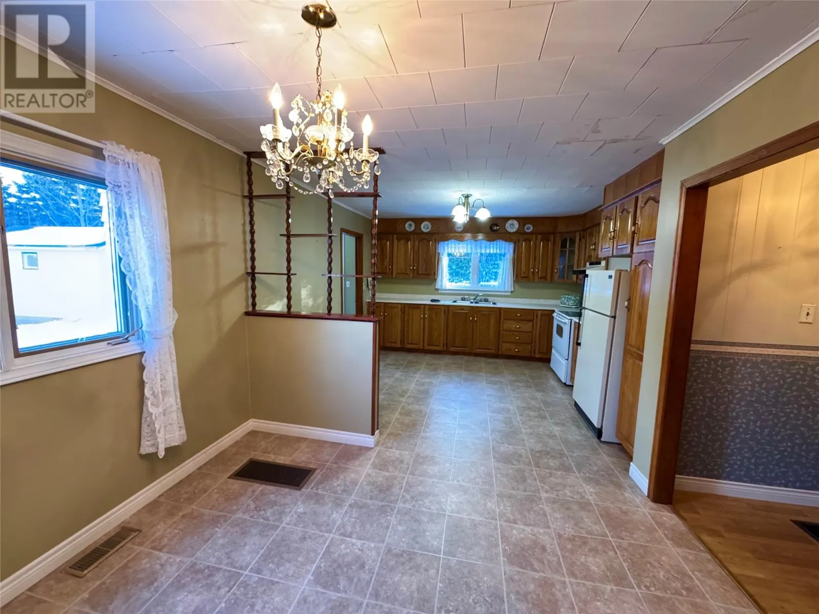 11 Ashwood Place