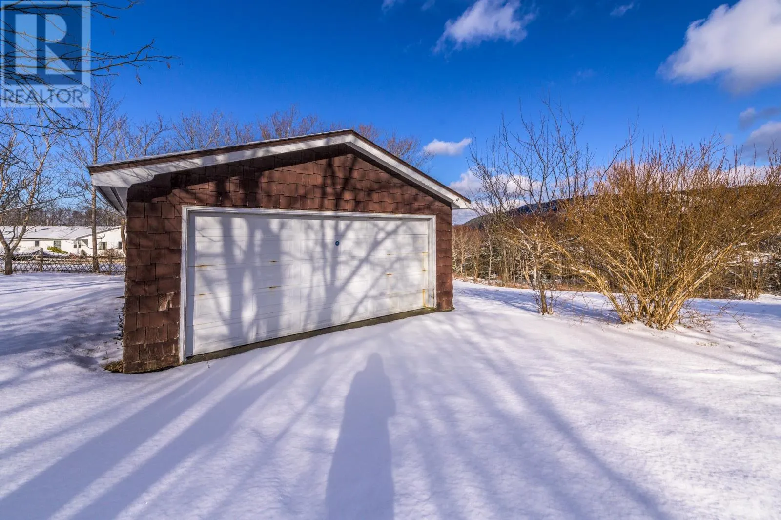 33 Parmiters Lane
