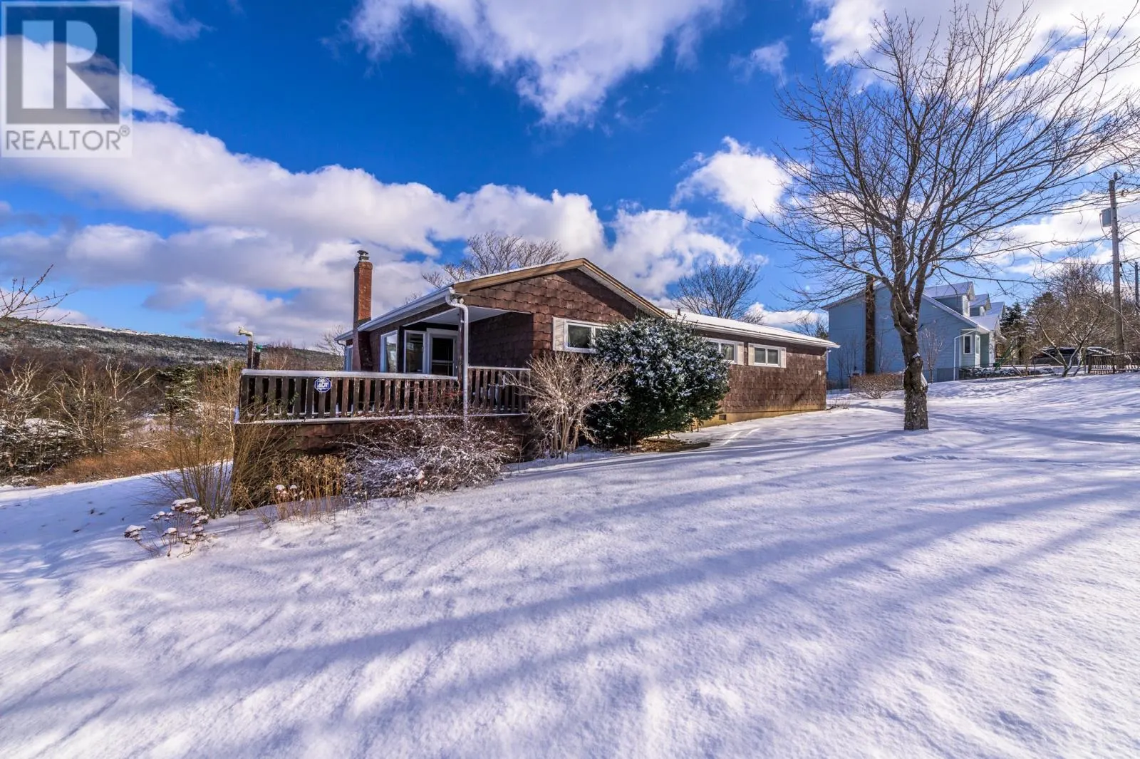 33 Parmiters Lane