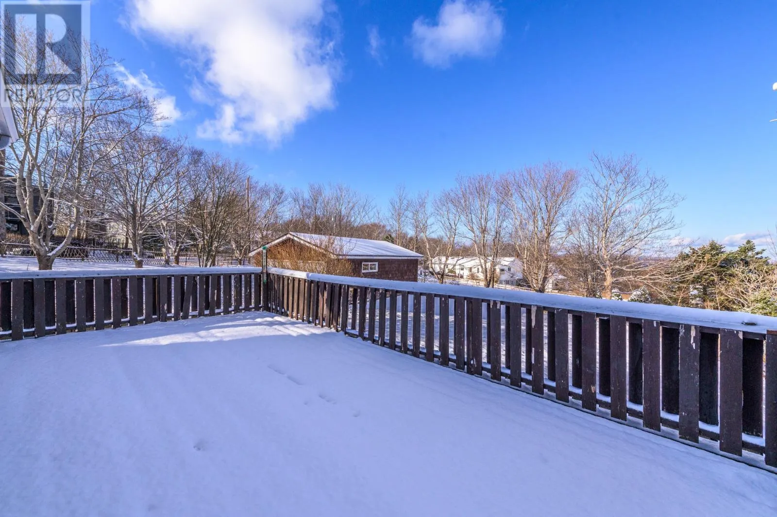 33 Parmiters Lane
