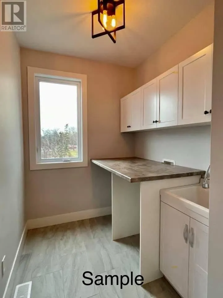 32 Viking Drive