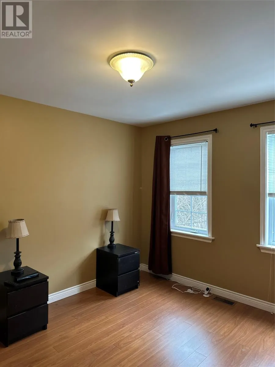 45 Forest Road