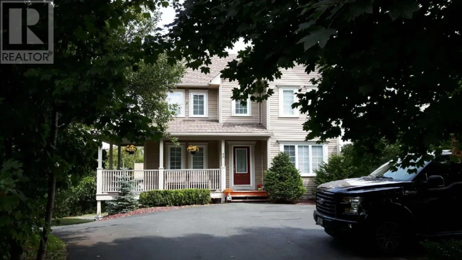45 Forest Road