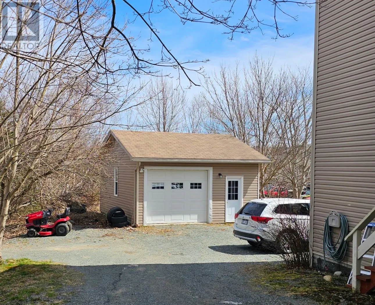 45 Forest Road