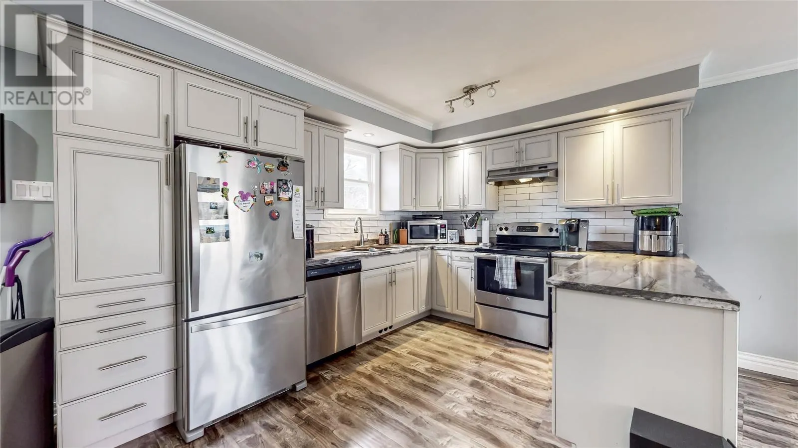 43 Smallwood Drive