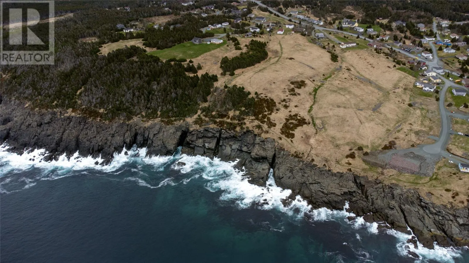 19 Hollow Cove Road