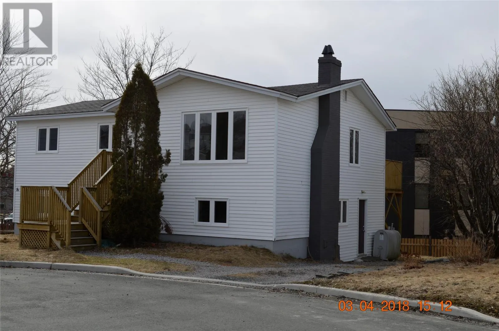 8 GRENFELL Avenue