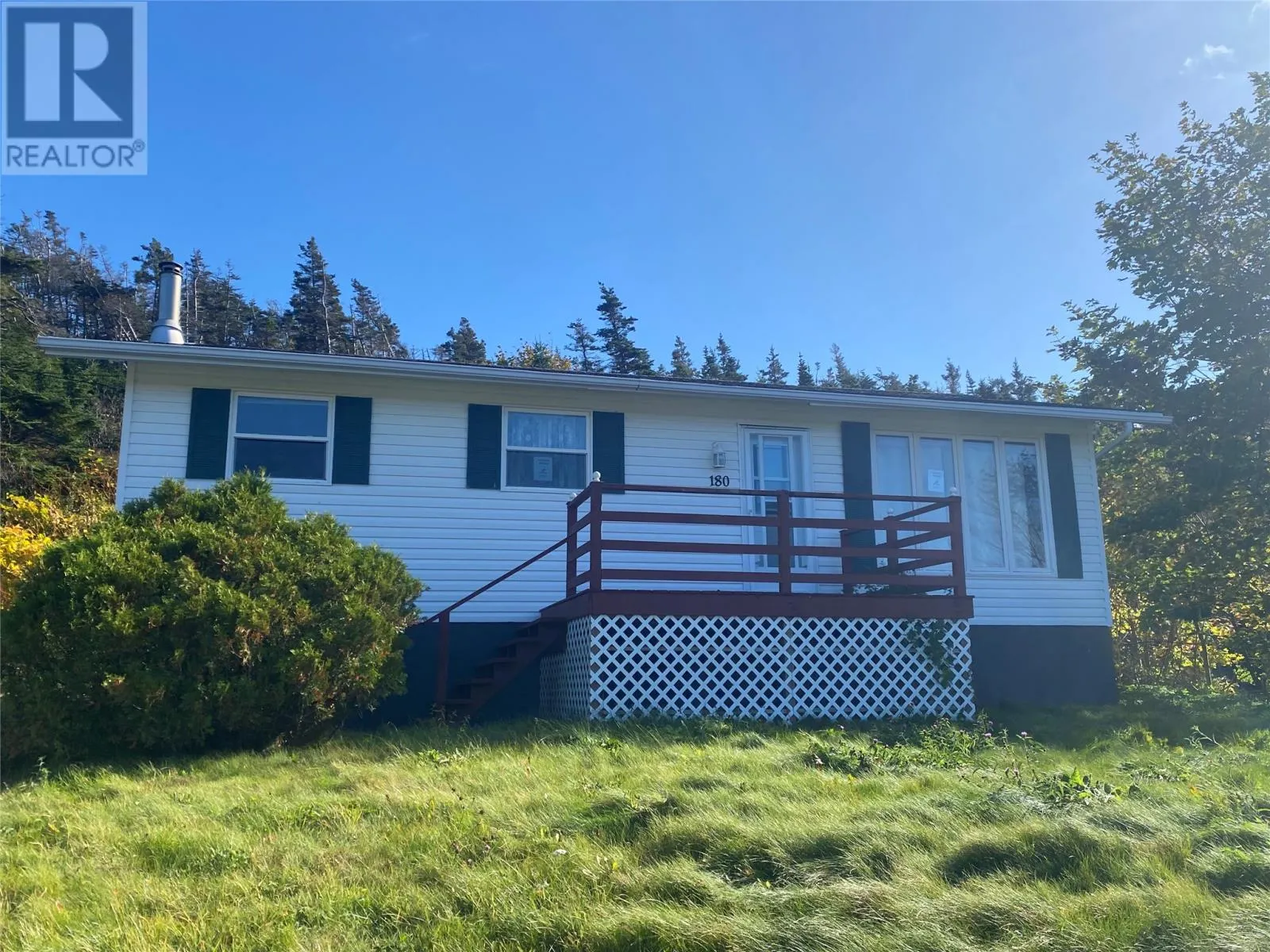 180 Freshwater Crescent