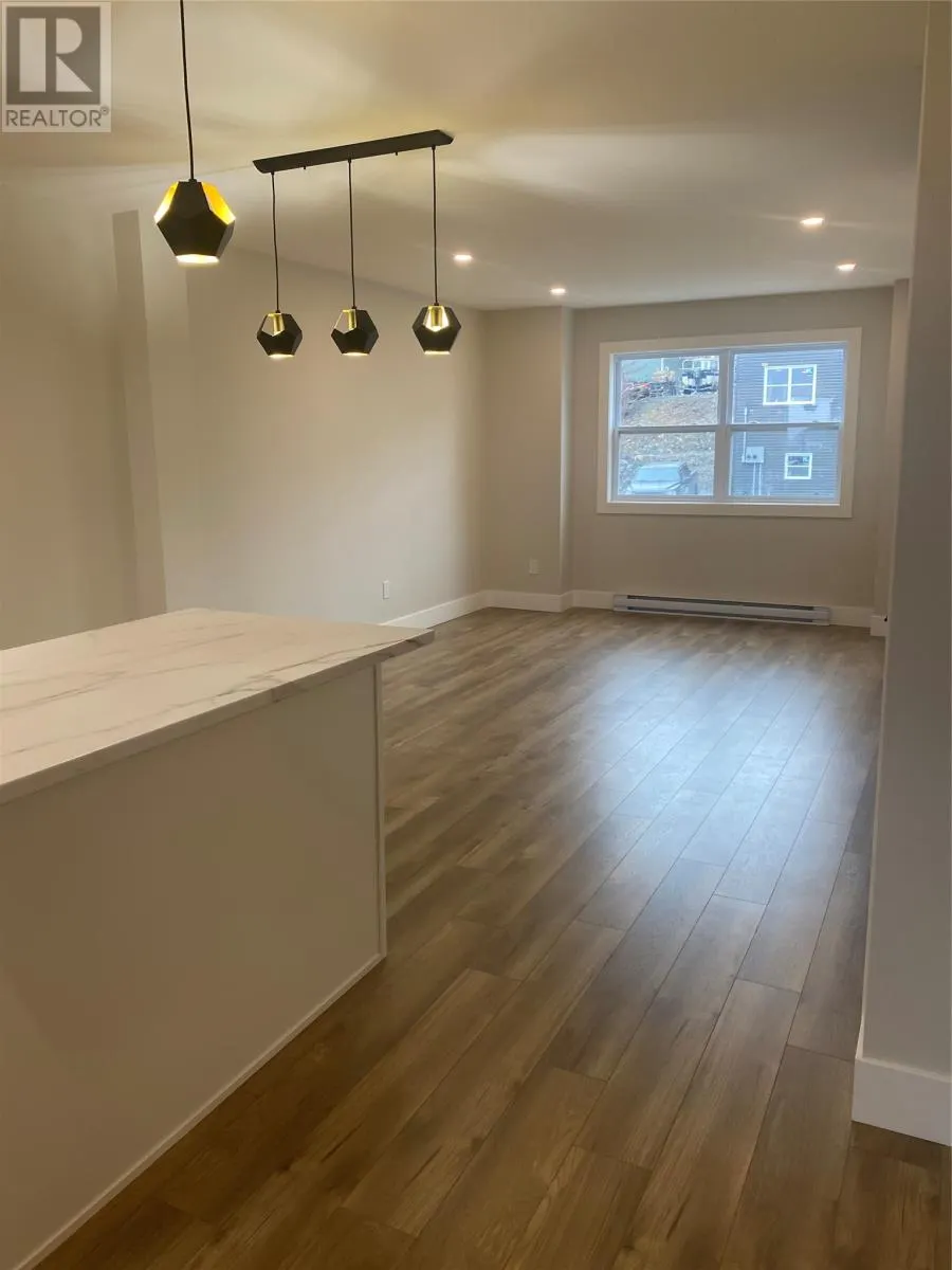 5 Carol Crescent