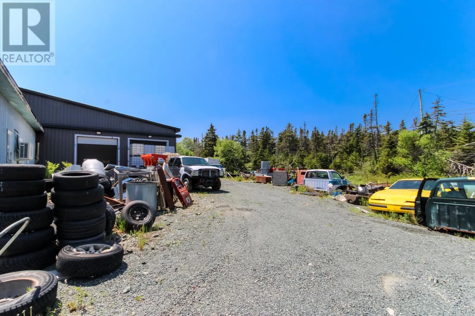 235 Pouch Cove Highway