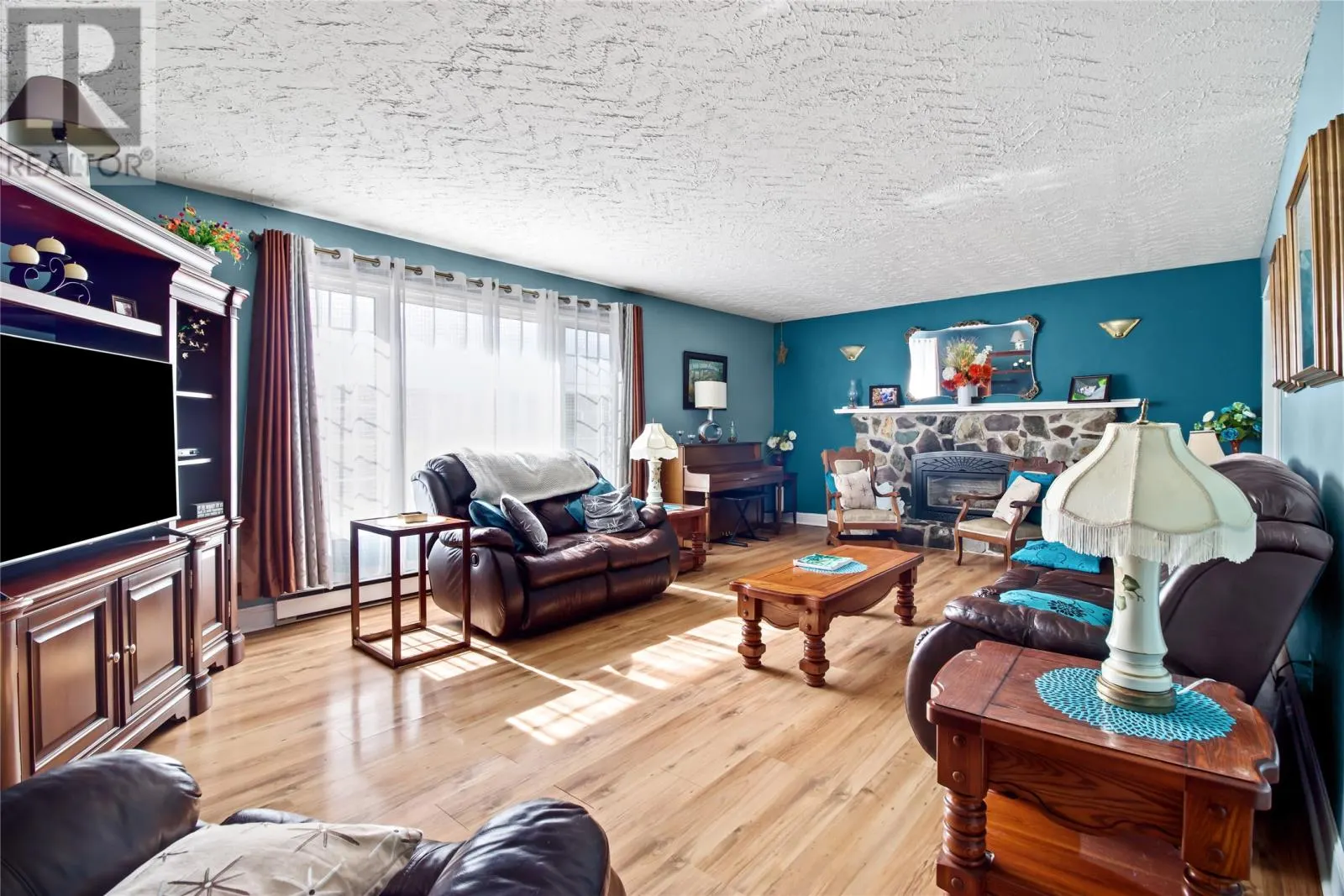 592 Main Road