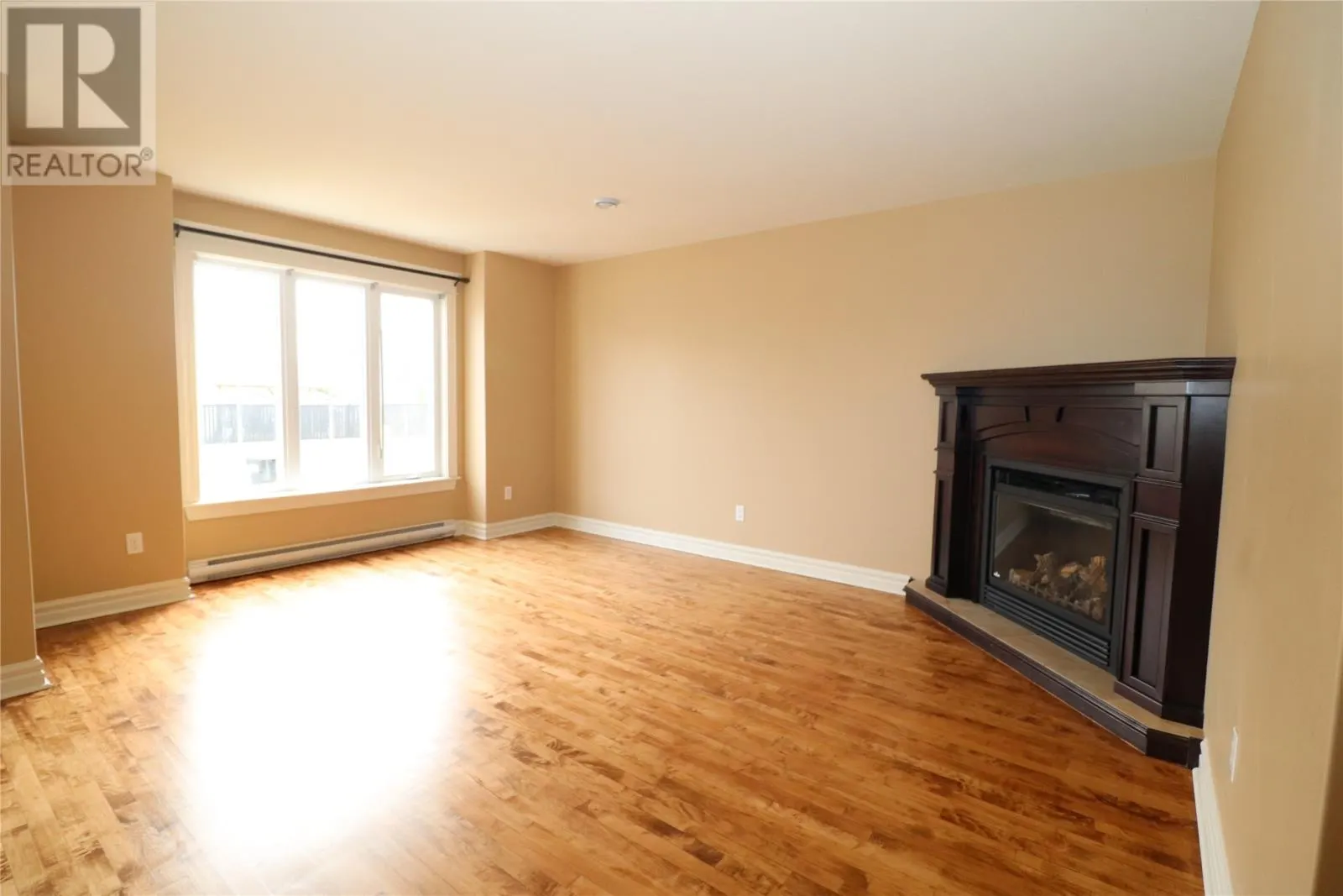 16 Mike Adam Place