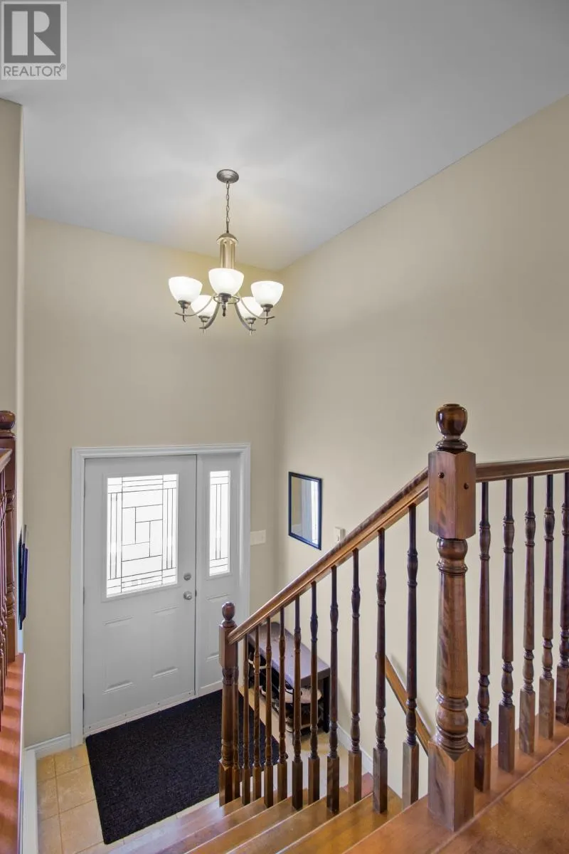 7 Hillside Place