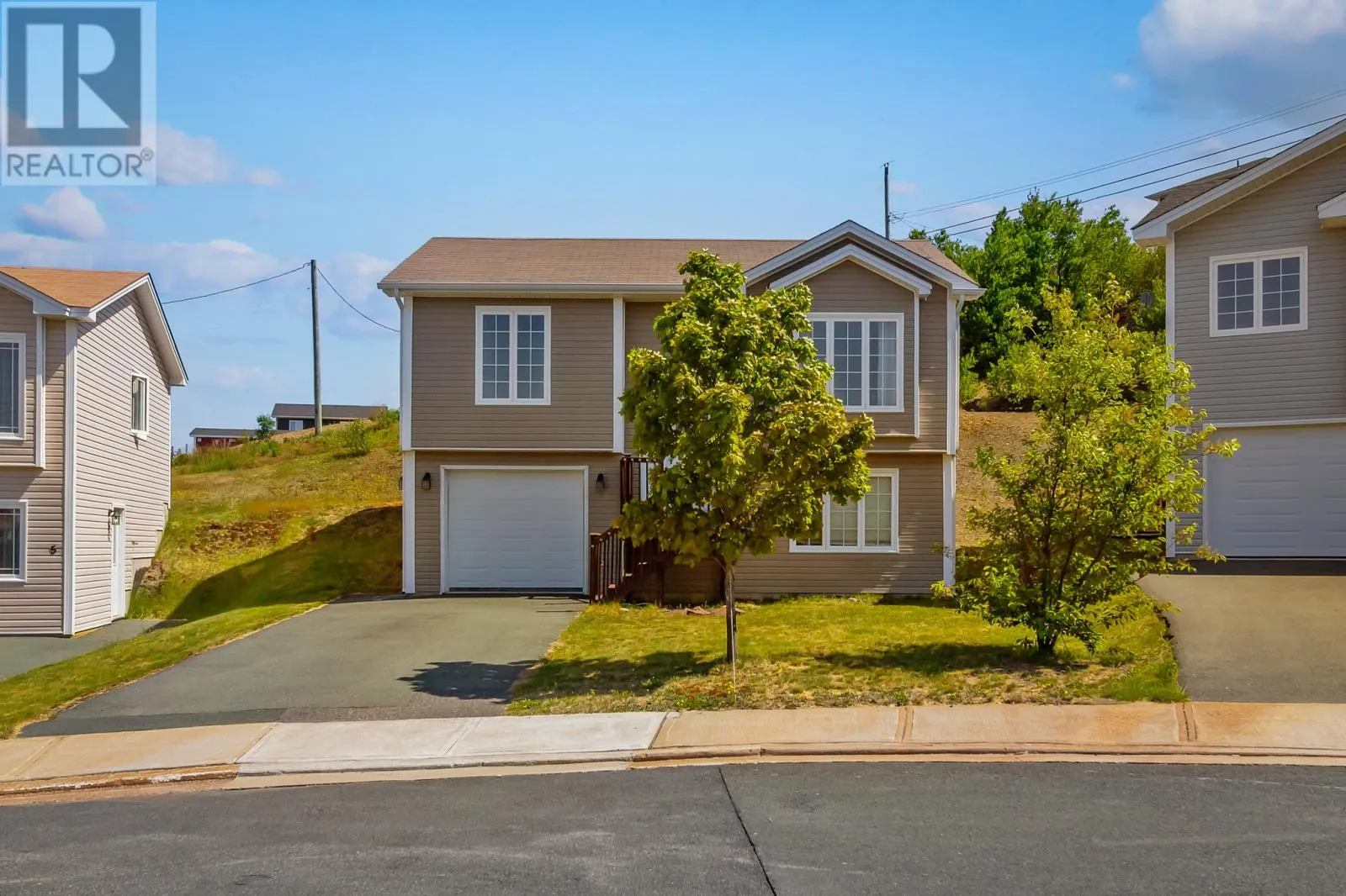 7 Hillside Place