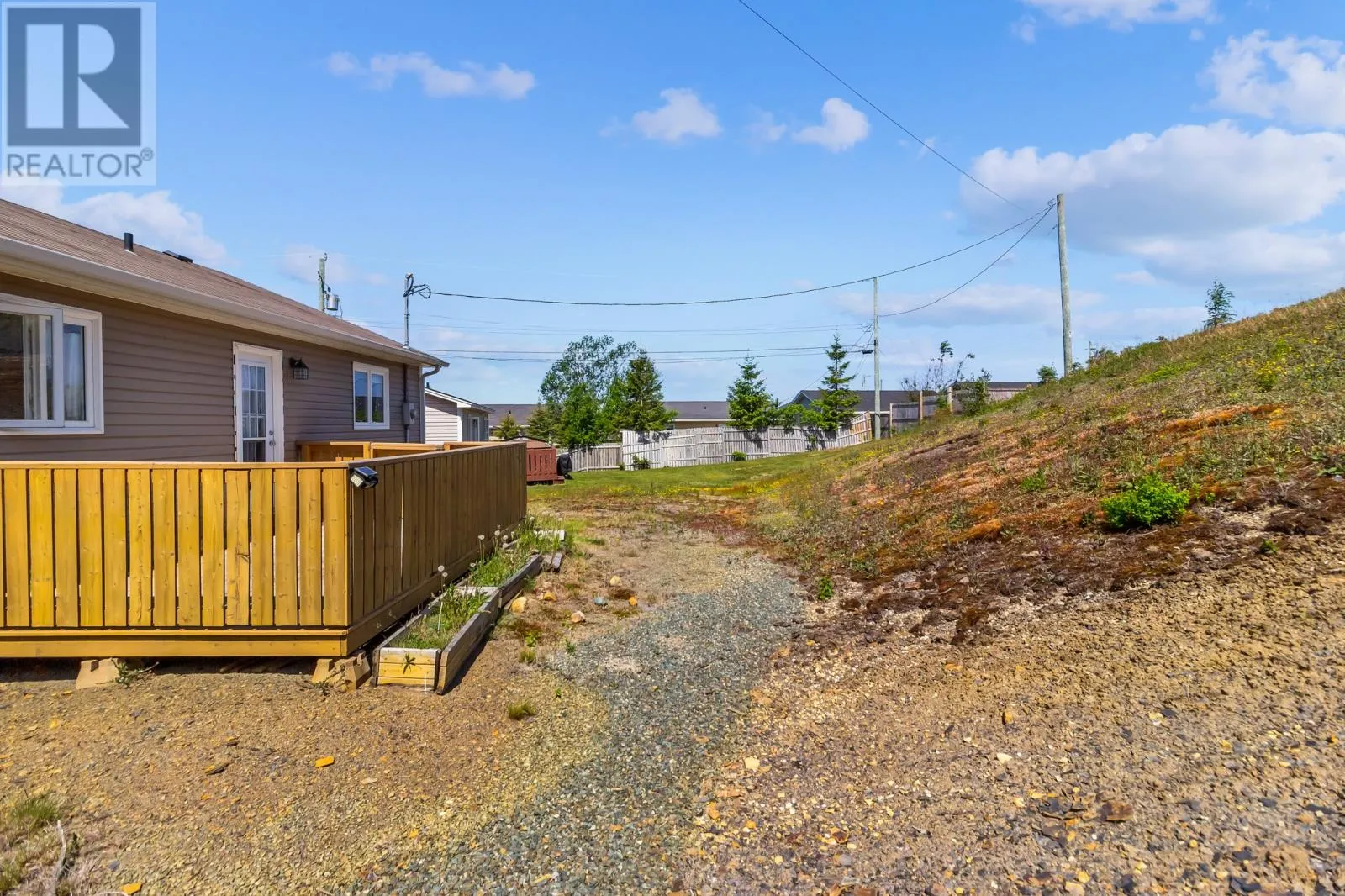 7 Hillside Place