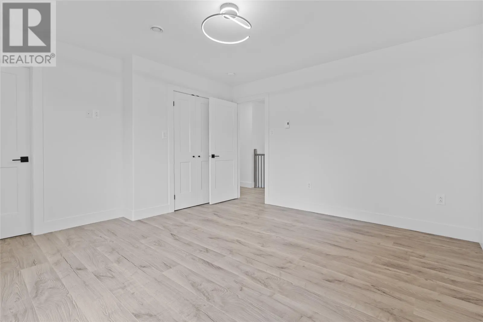 7 Fencer Place