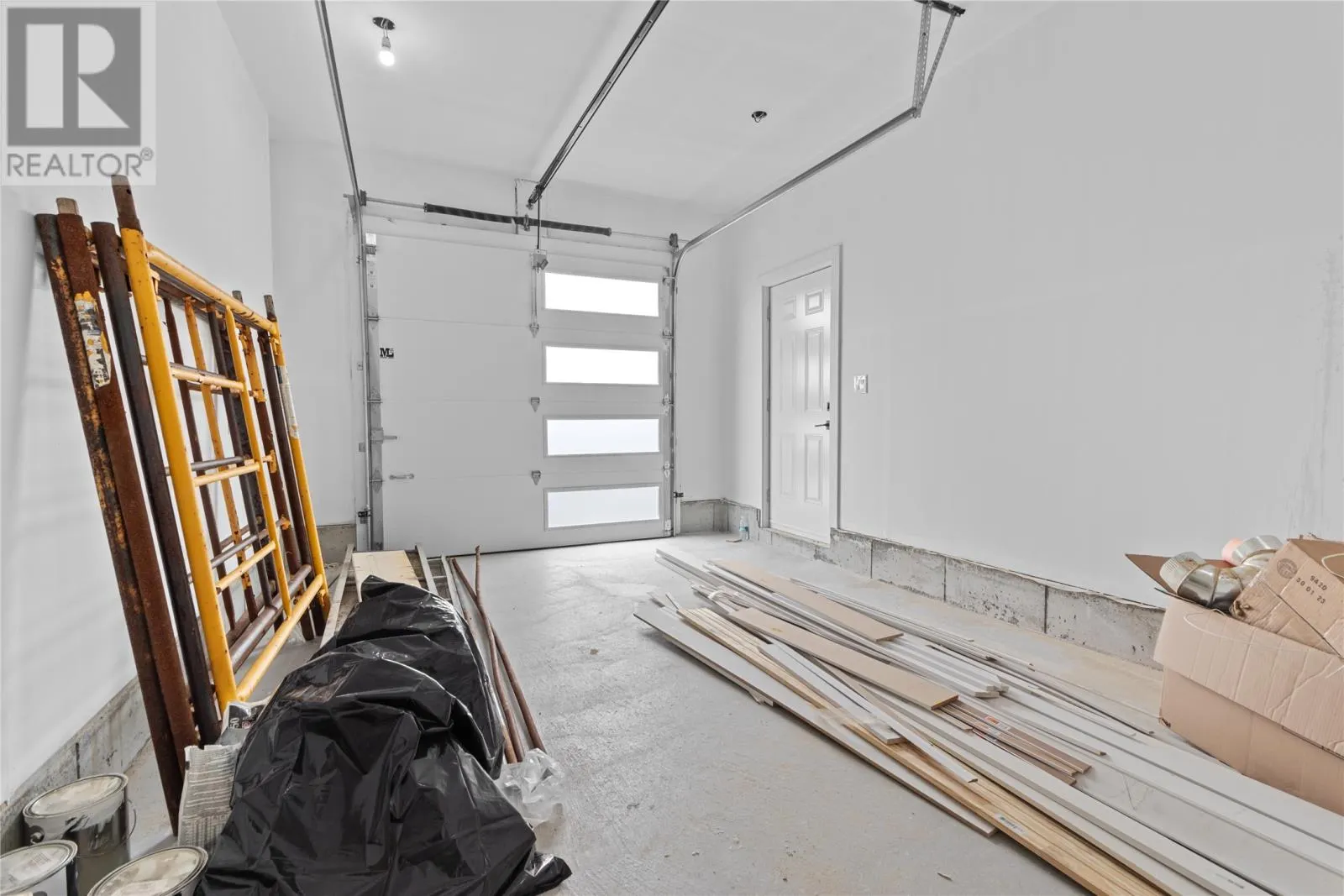 7 Fencer Place