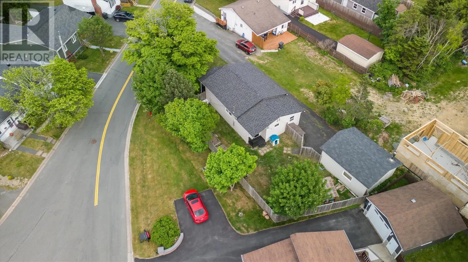 13 Forest Avenue