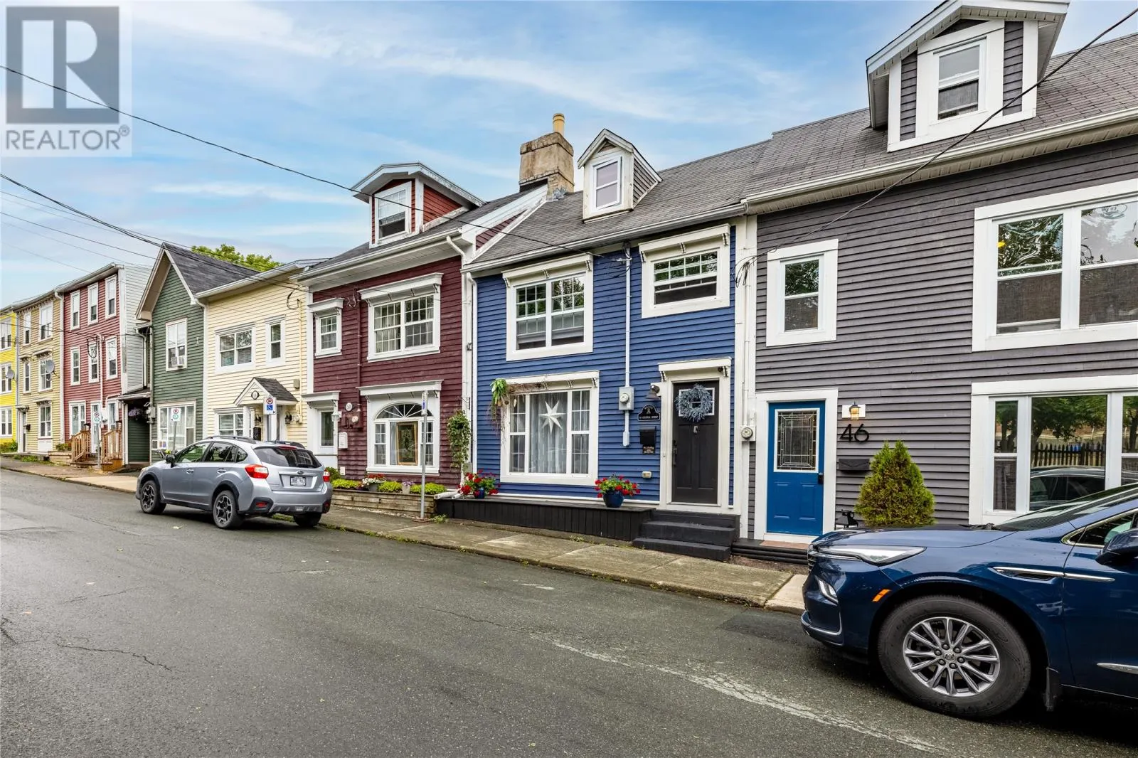 48 Colonial Street