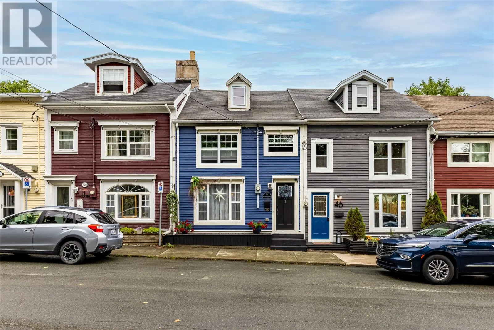 48 Colonial Street