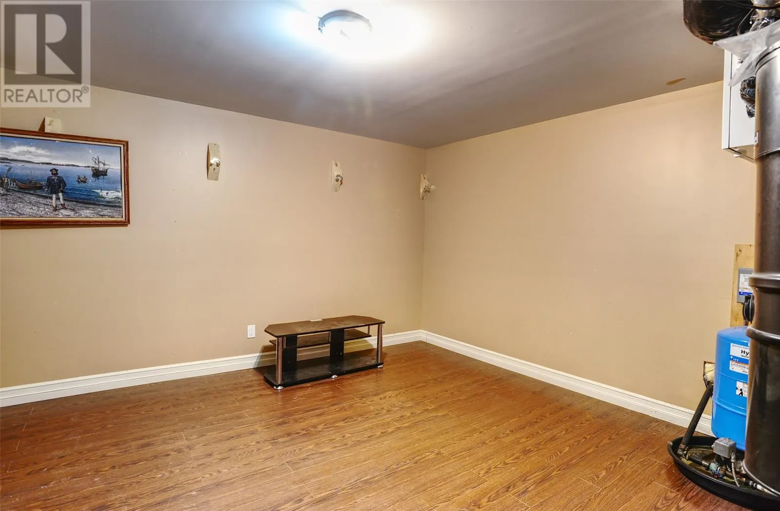 23 Tamarack Drive