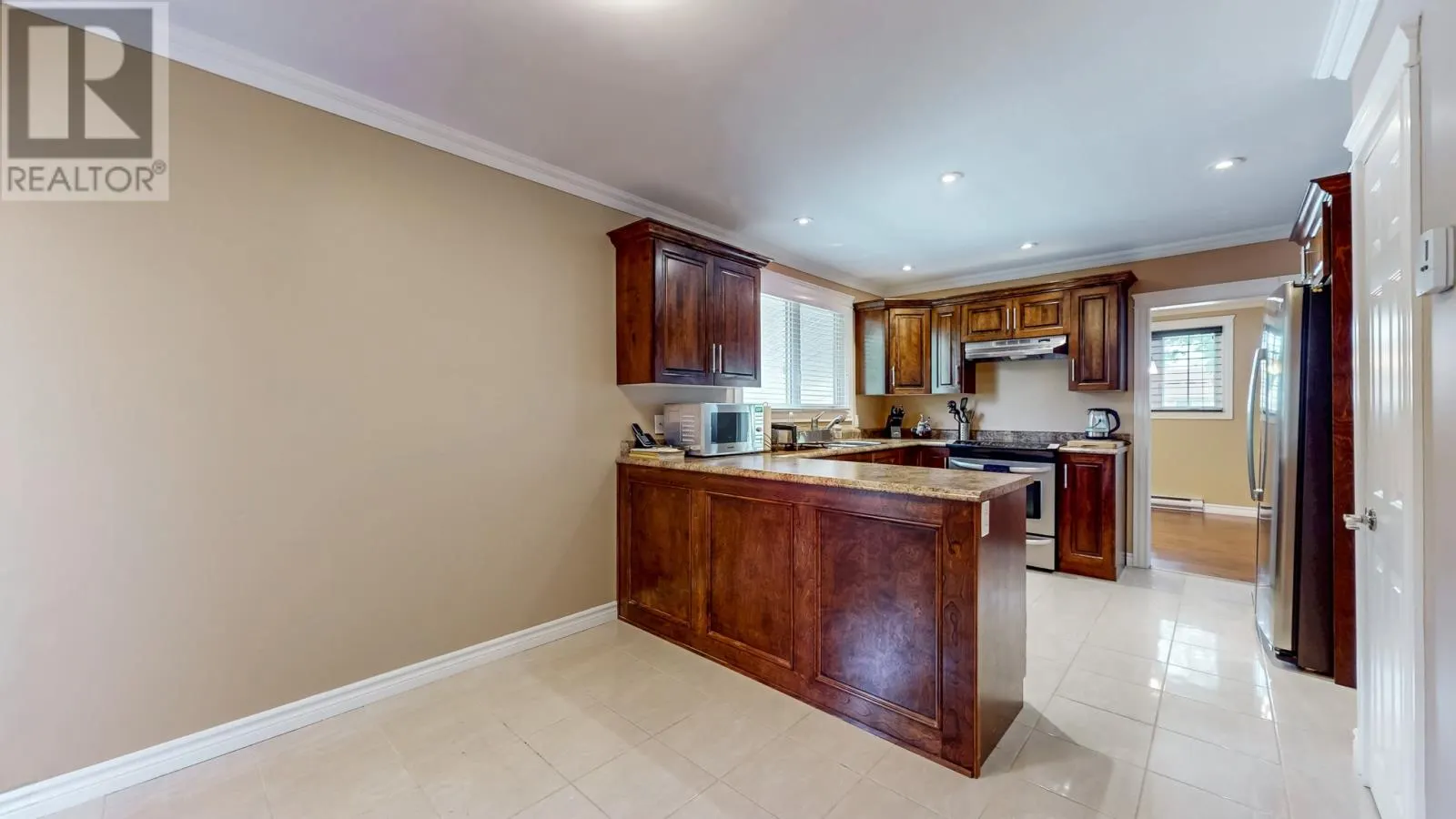 17 Eastmeadows Avenue