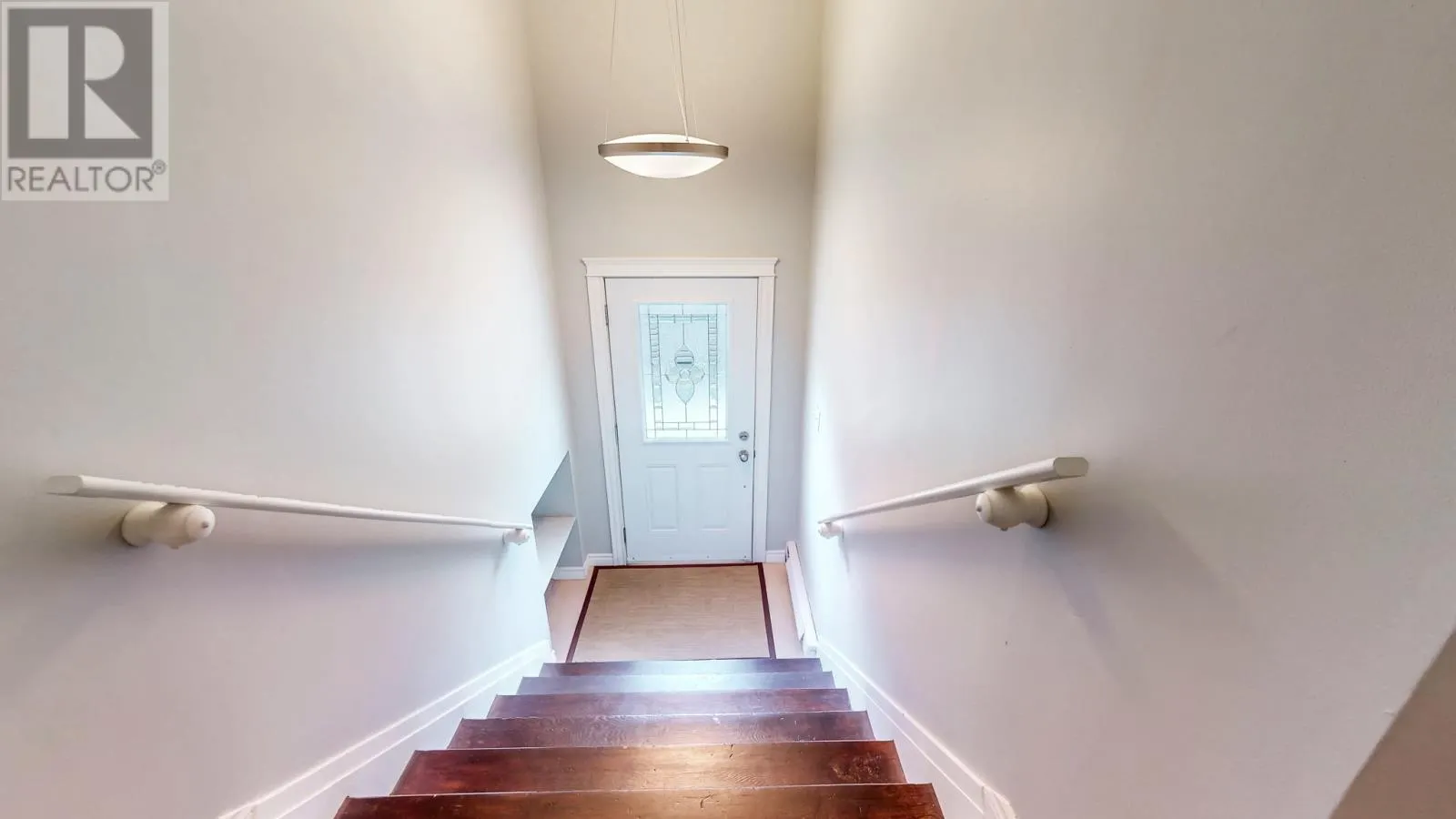 17 Eastmeadows Avenue