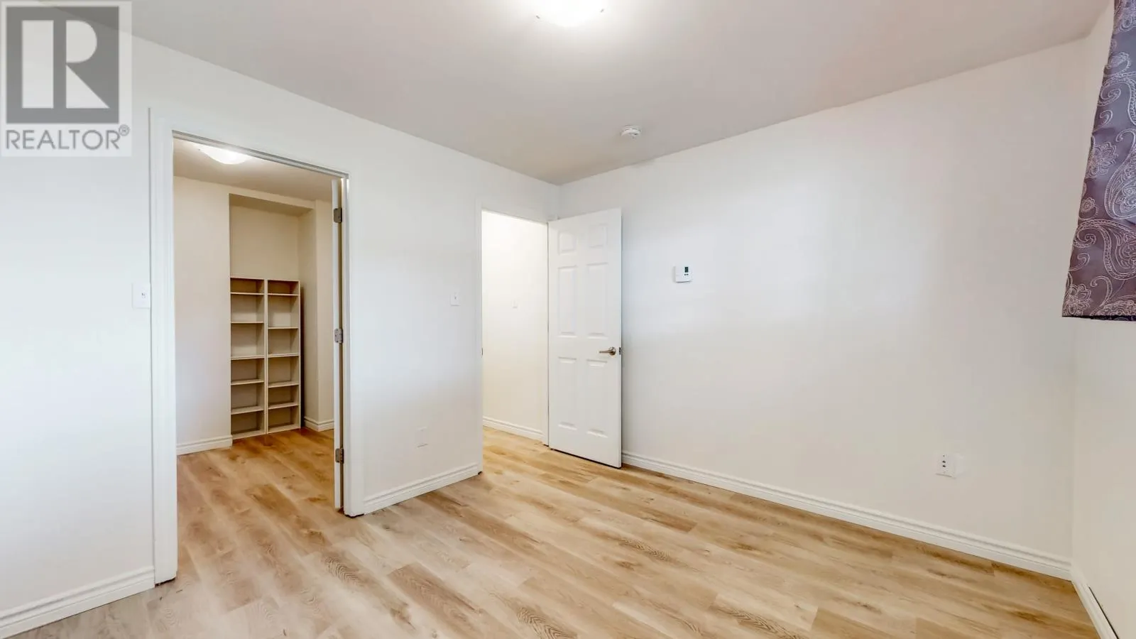 17 Eastmeadows Avenue