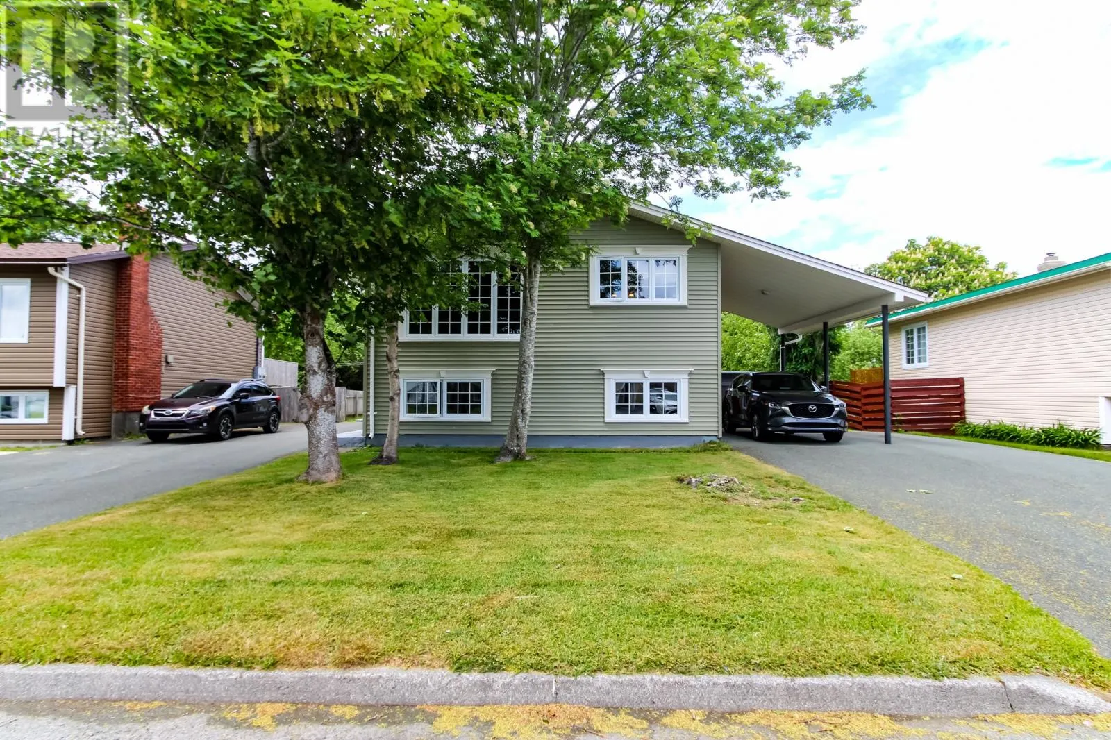 17 Eastmeadows Avenue