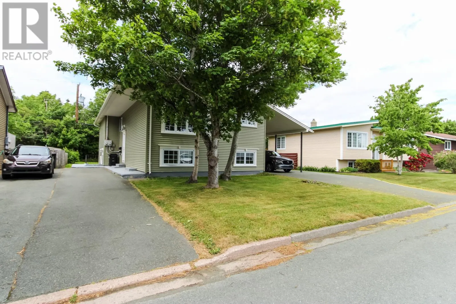 17 Eastmeadows Avenue