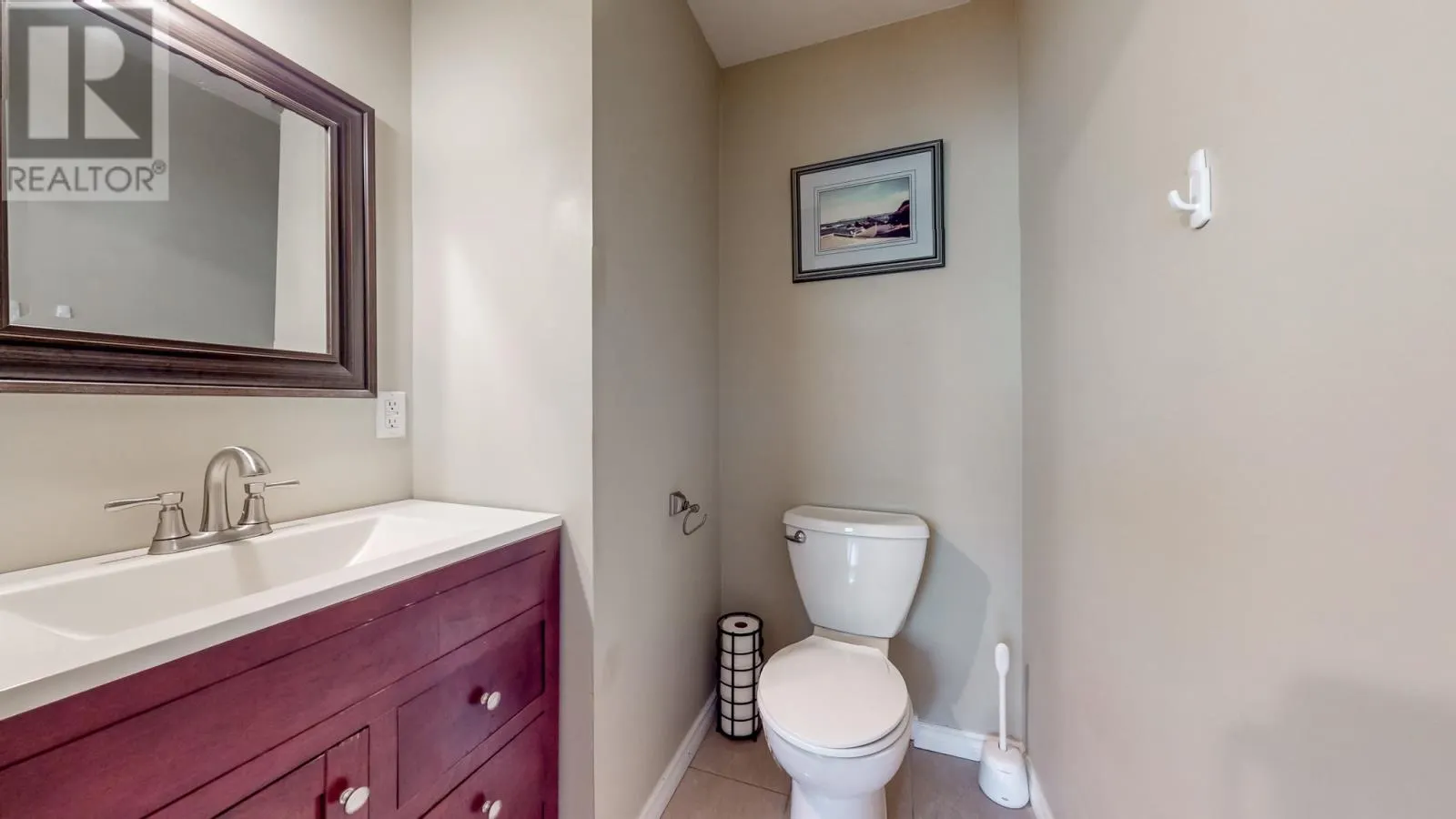 17 Eastmeadows Avenue