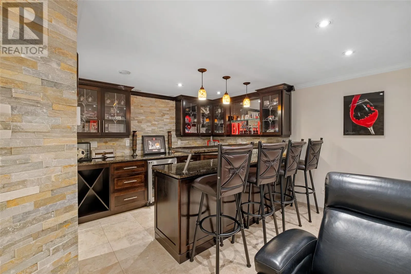 41 Pinehill Place