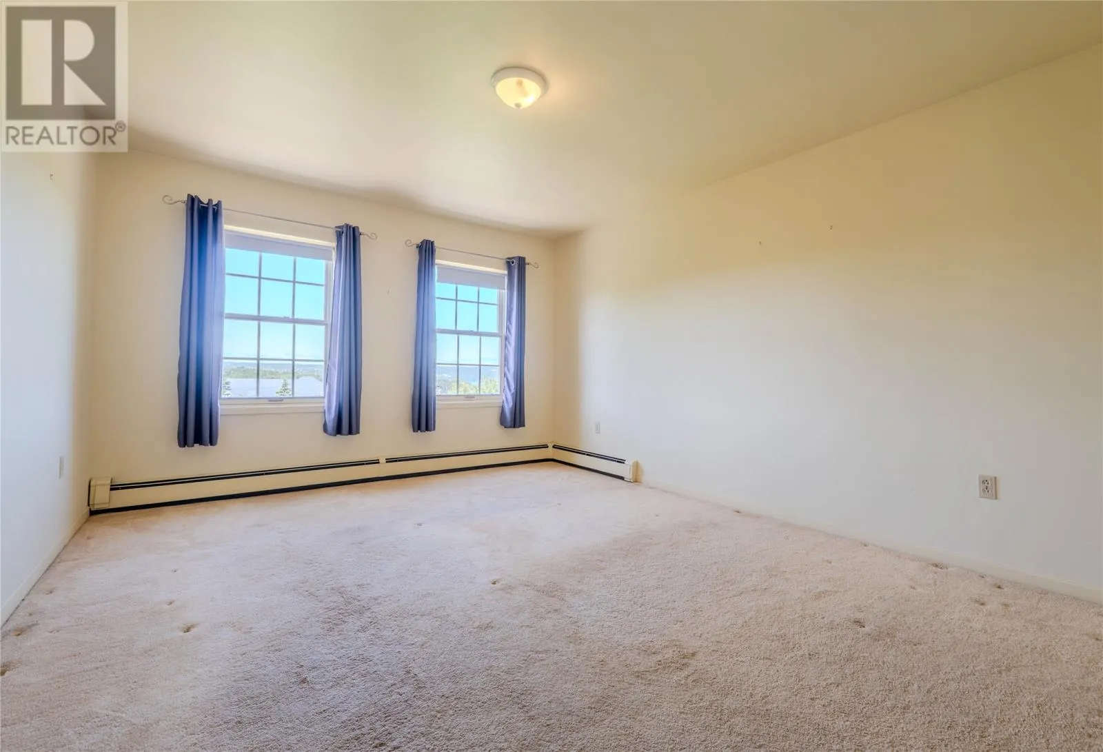 28 Dorans Lane